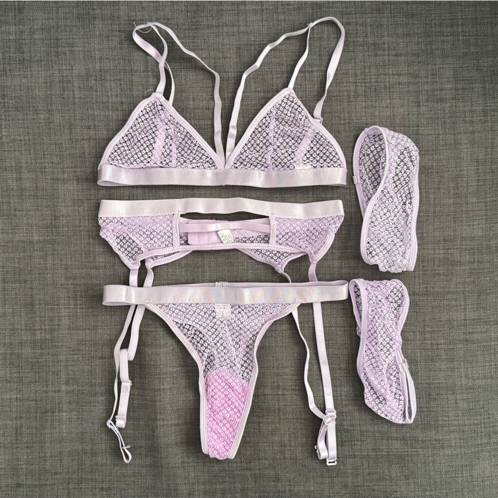 Elegant Lace Lingerie Set in Lavender